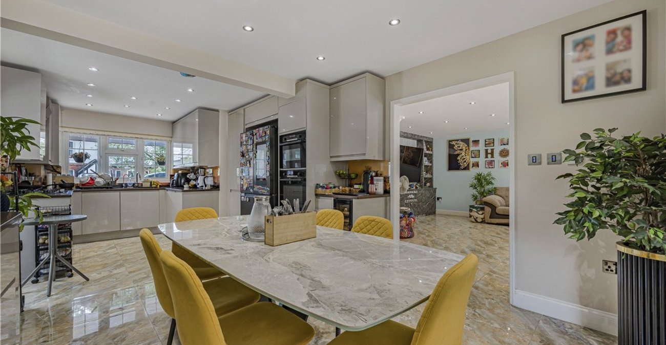 4 bedroom house for sale in Orpington | Robinson Jackson