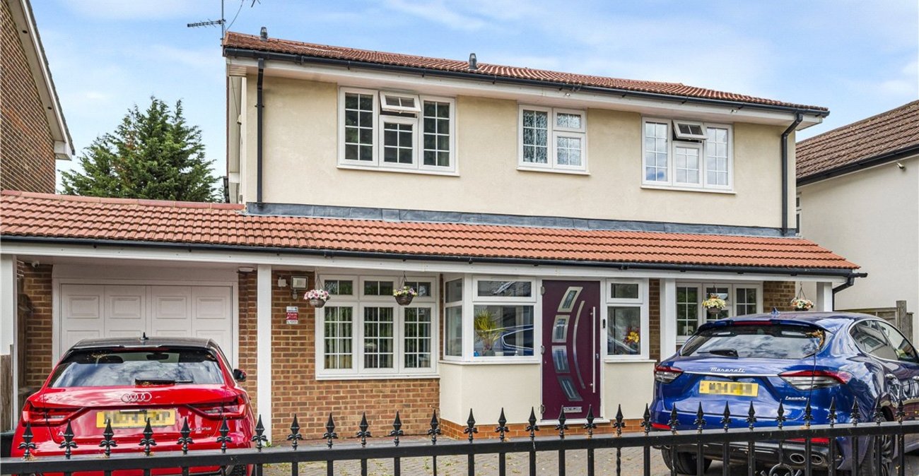4 bedroom house for sale in Orpington | Robinson Jackson