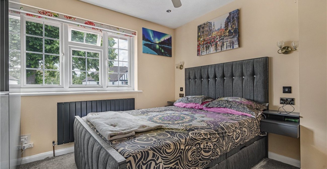 4 bedroom house for sale in Orpington | Robinson Jackson