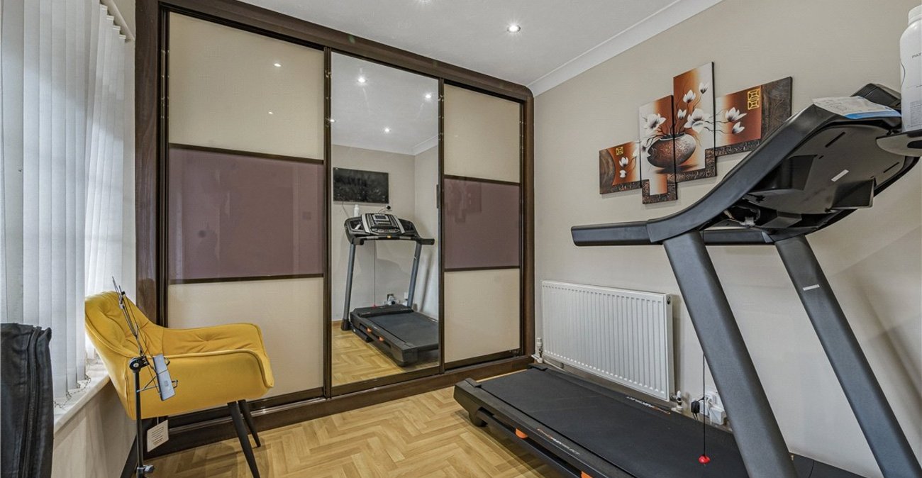 4 bedroom house for sale in Orpington | Robinson Jackson