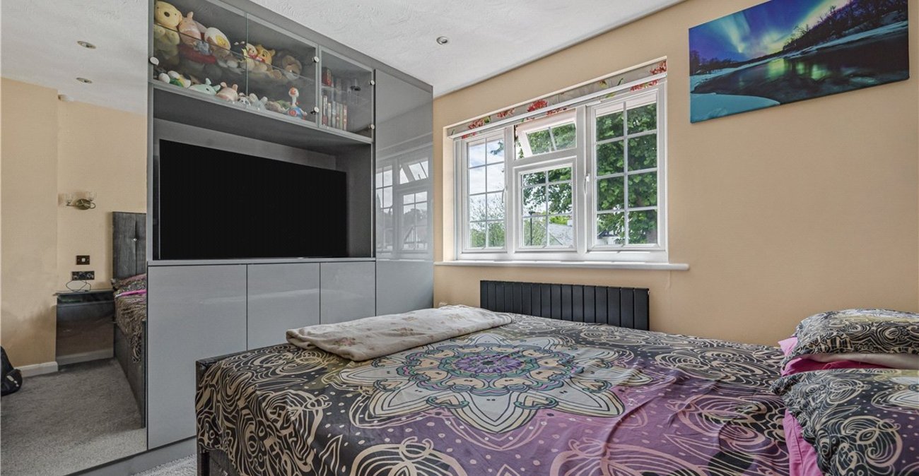 4 bedroom house for sale in Orpington | Robinson Jackson