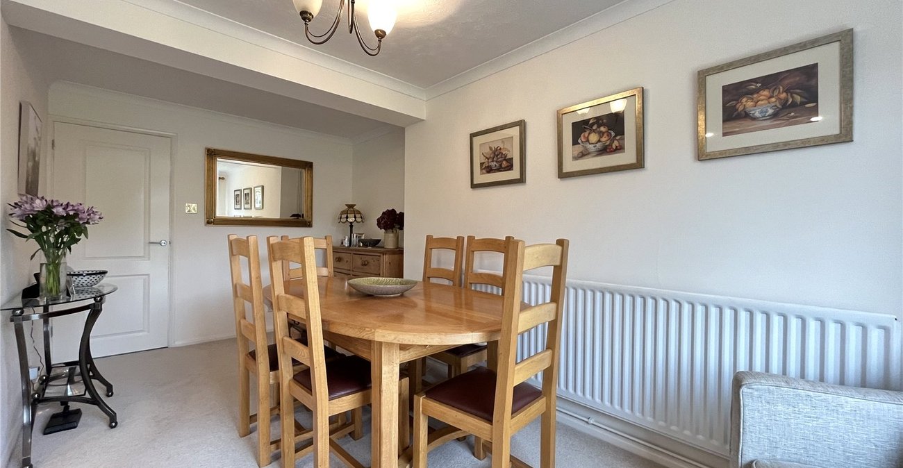 3 bedroom house for sale in Walderslade | Robinson Michael & Jackson