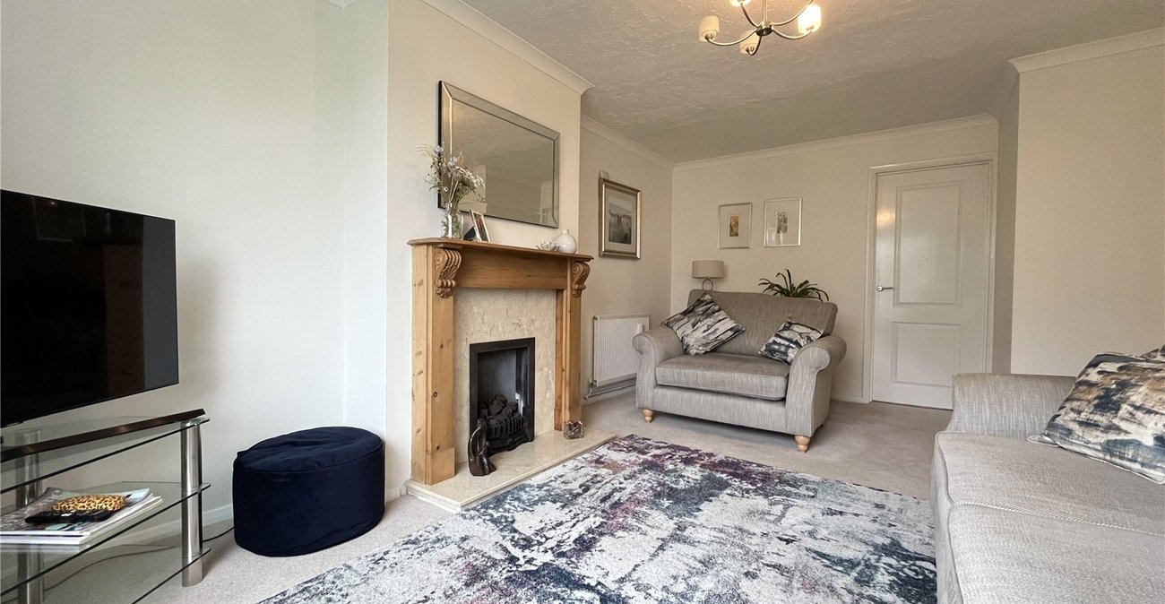 3 bedroom house for sale in Walderslade | Robinson Michael & Jackson