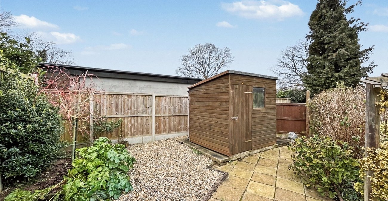 3 bedroom house for sale in Walderslade | Robinson Michael & Jackson