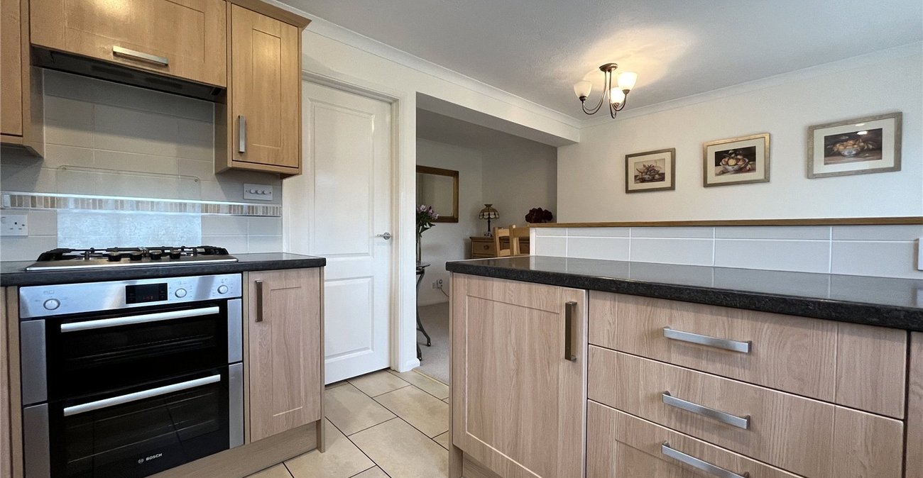 3 bedroom house for sale in Walderslade | Robinson Michael & Jackson