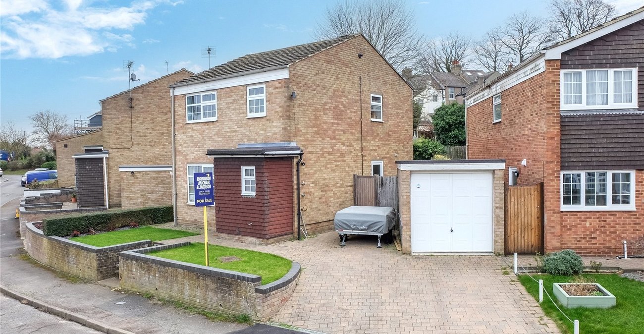 3 bedroom house for sale in Higham | Robinson Michael & Jackson