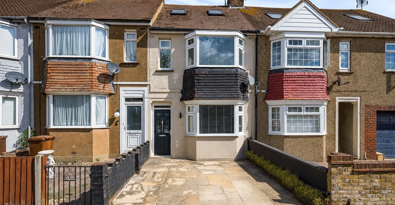 3 bedroom house for sale in Gillingham | Robinson Michael & Jackson