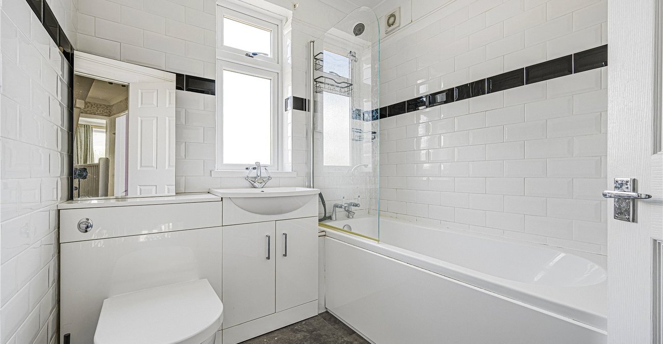 3 bedroom house for sale in Gillingham | Robinson Michael & Jackson