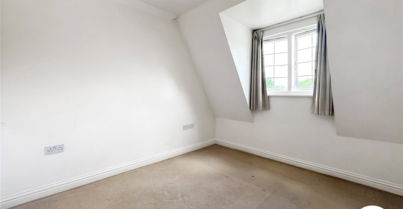 2 bedroom property for sale in Bearsted | Robinson Michael & Jackson