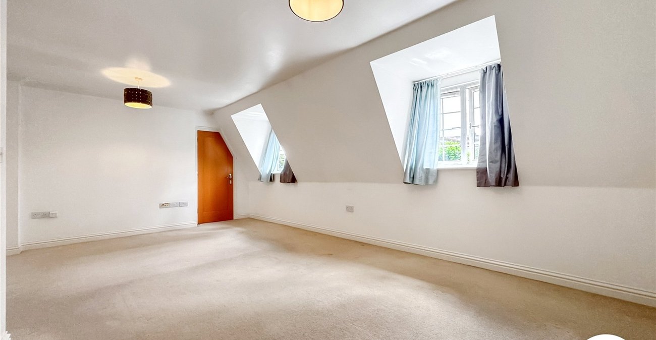 2 bedroom property for sale in Bearsted | Robinson Michael & Jackson