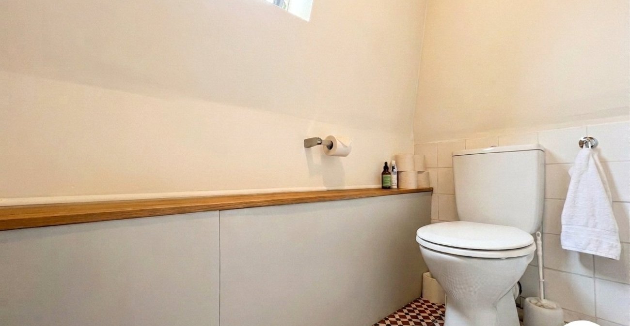 4 bedroom house for sale in Rochester | Robinson Michael & Jackson