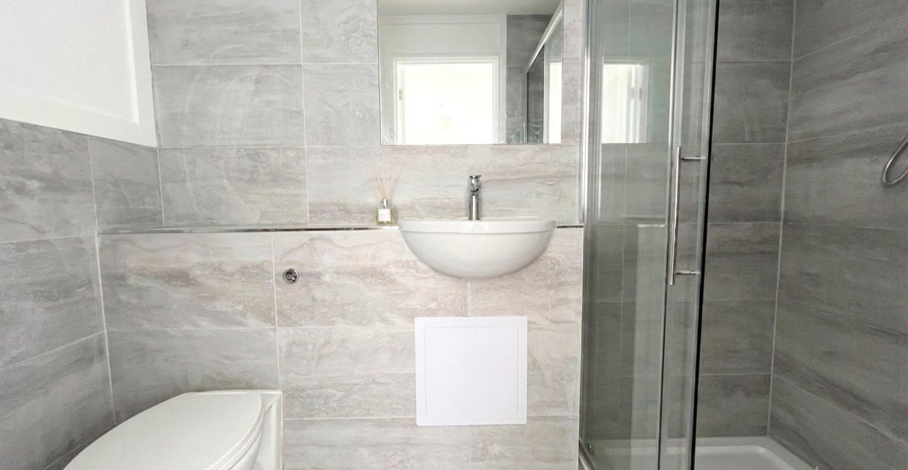 2 bedroom bungalow for sale in Vicarage Lane | Robinson Michael & Jackson