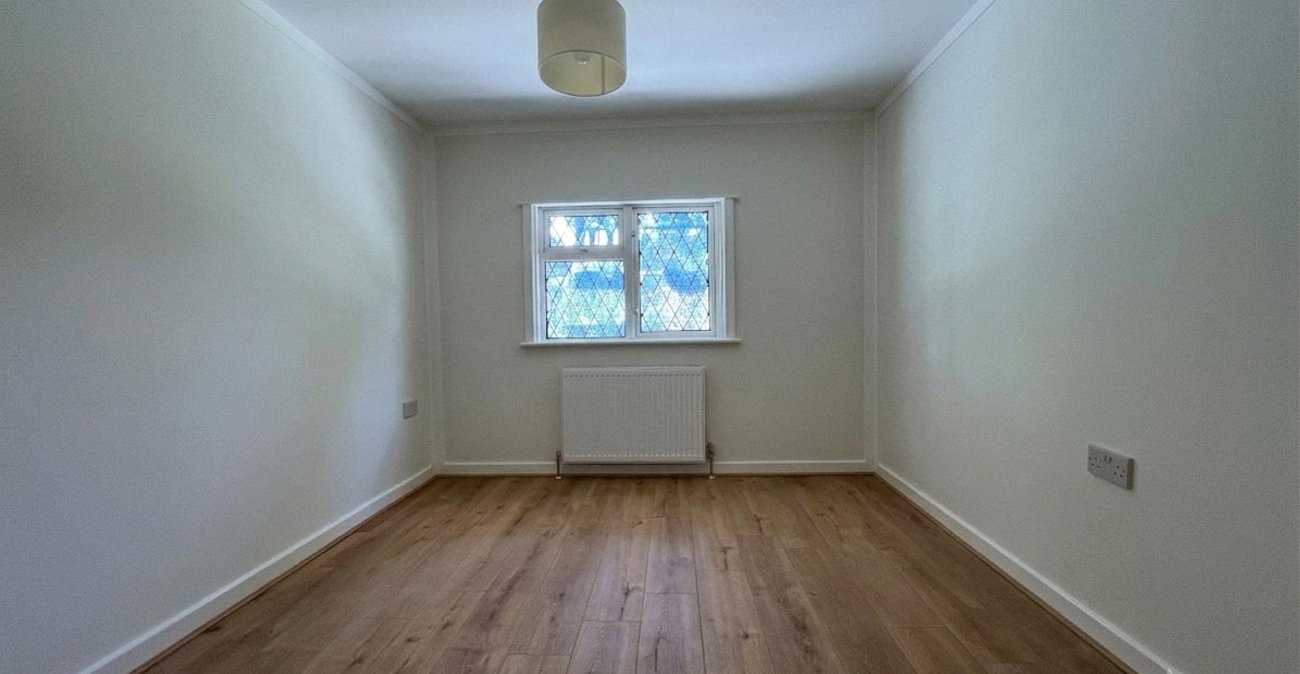 2 bedroom bungalow for sale in Vicarage Lane | Robinson Michael & Jackson