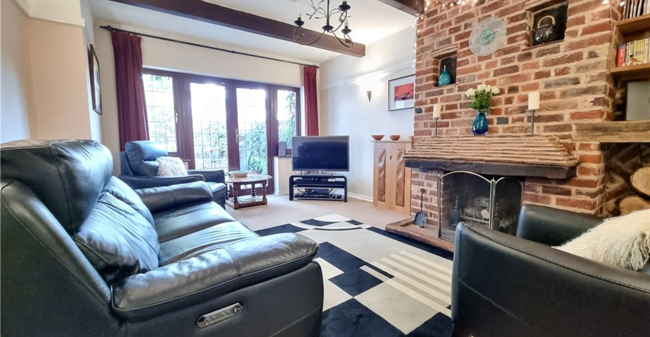 3 bedroom house for sale in Petts Wood East | Robinson Jackson