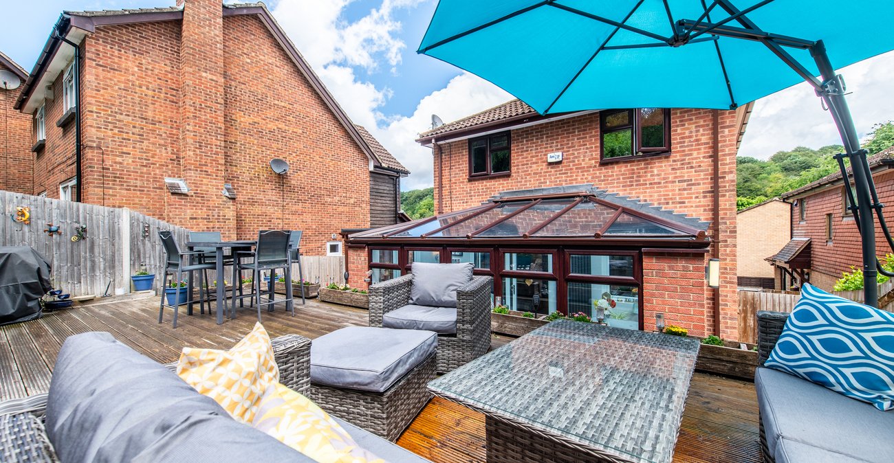 4 bedroom house for sale in Walderslade | Robinson Michael & Jackson