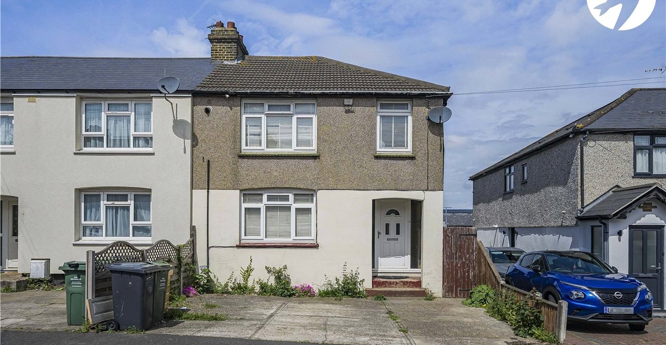3 bedroom house for sale in Greenhithe | Robinson Jackson