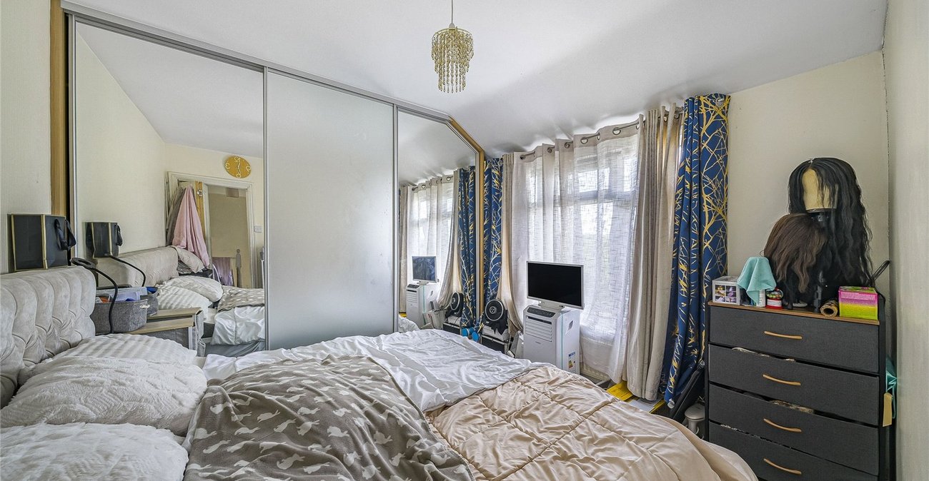 3 bedroom house for sale in Greenhithe | Robinson Jackson