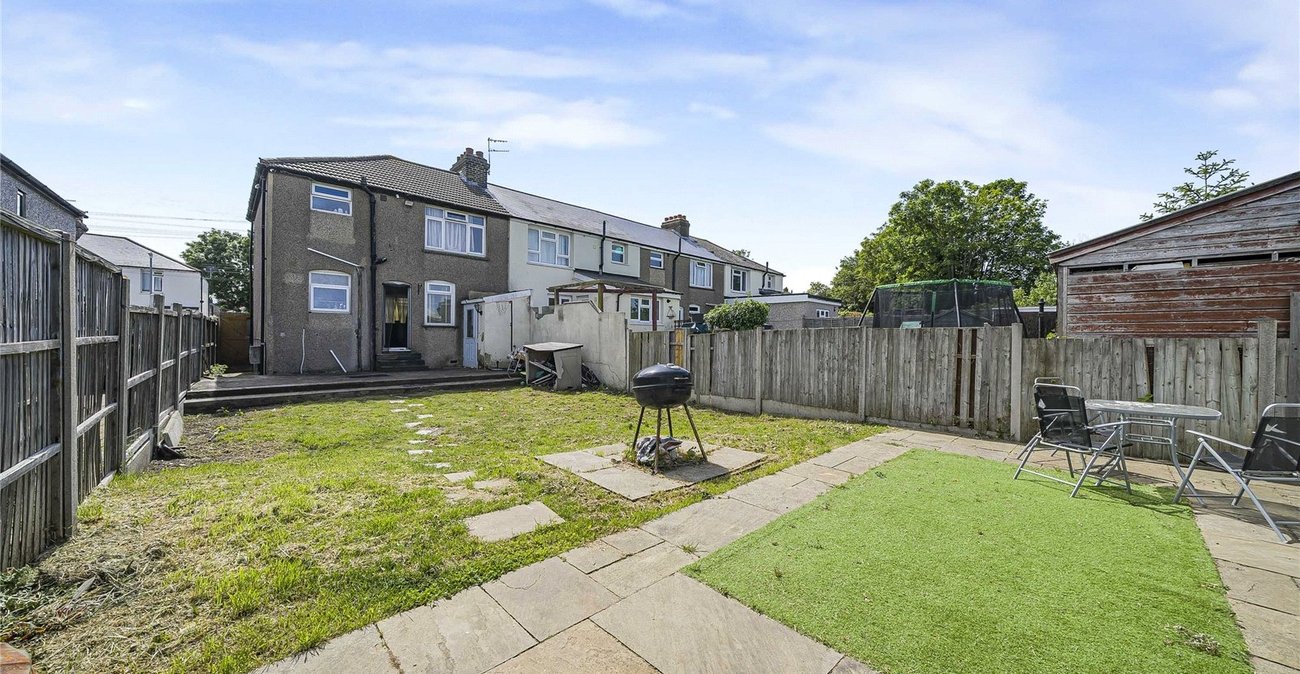 3 bedroom house for sale in Greenhithe | Robinson Jackson