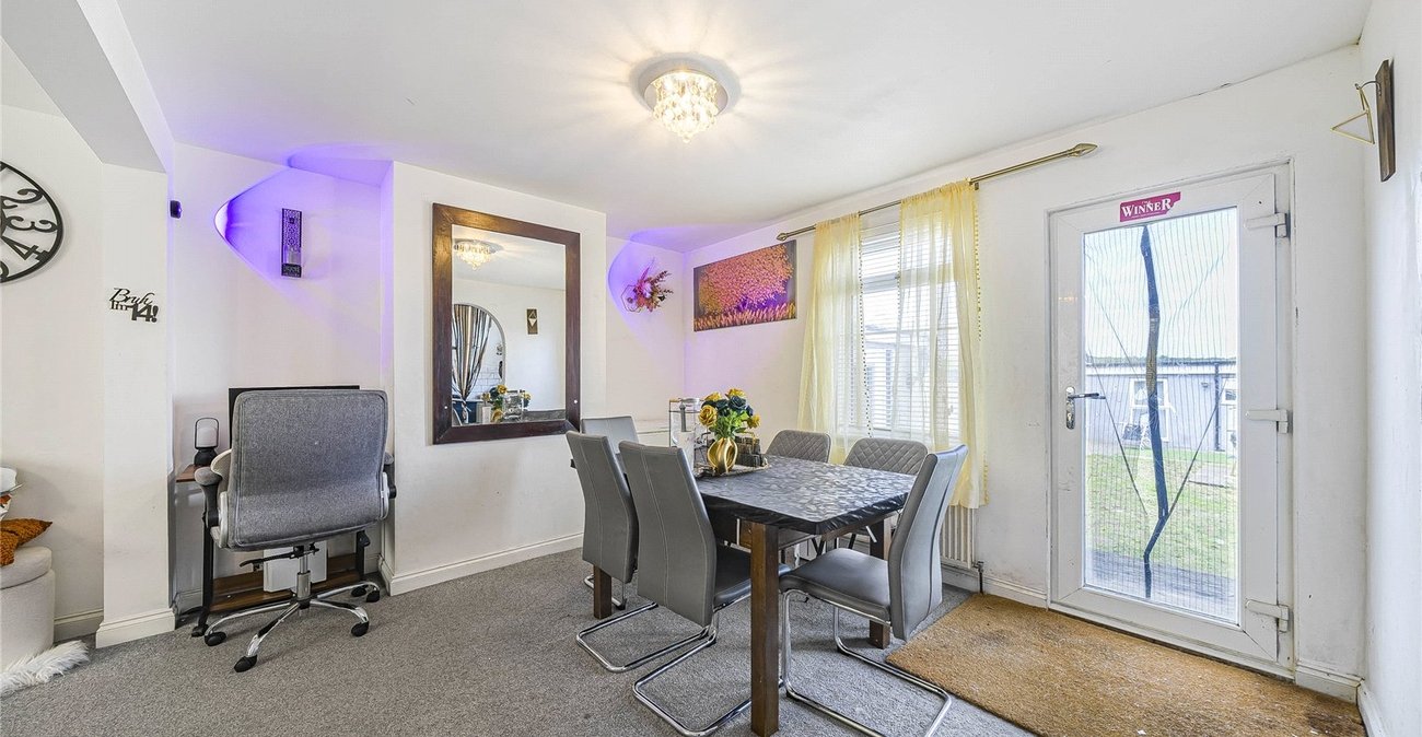 3 bedroom house for sale in Greenhithe | Robinson Jackson