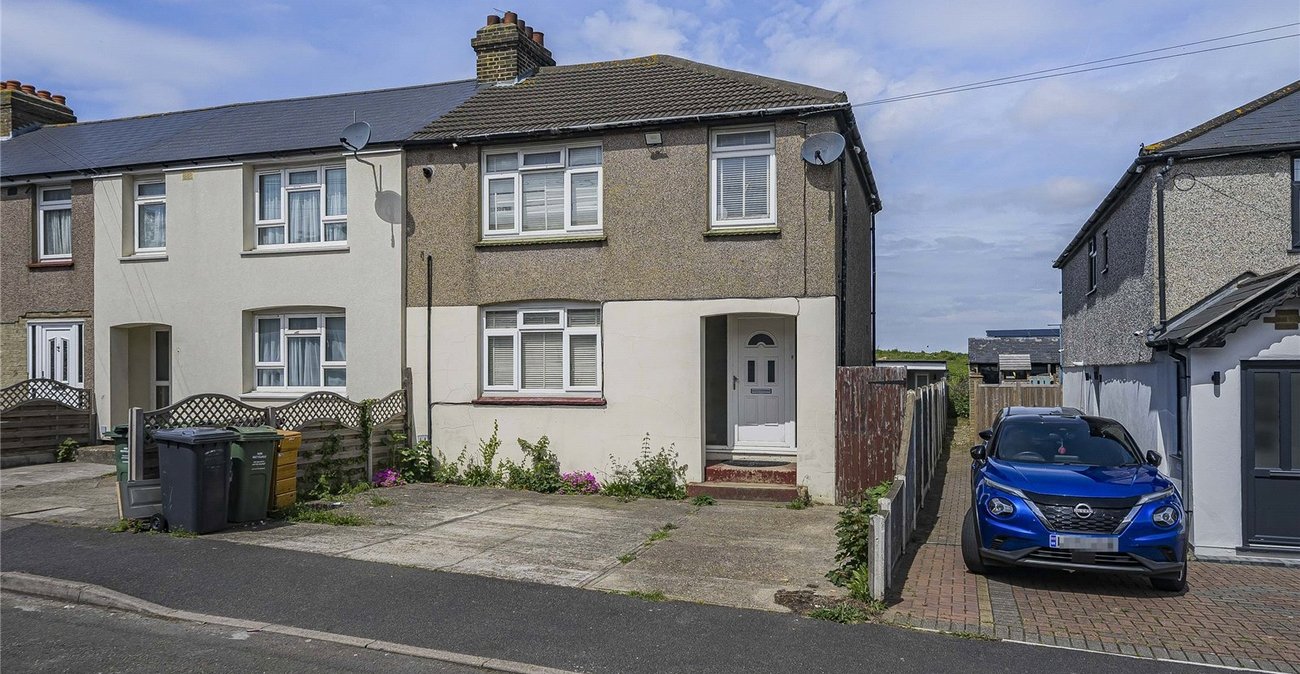 3 bedroom house for sale in Greenhithe | Robinson Jackson