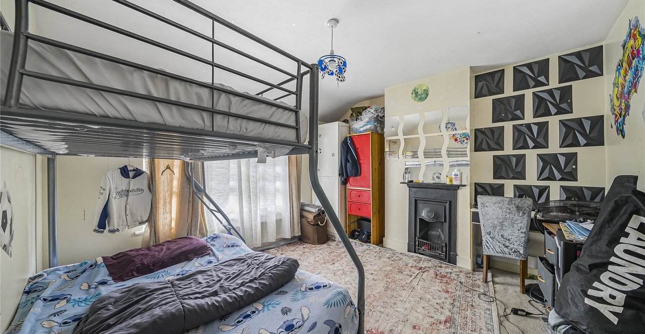 3 bedroom house for sale in Greenhithe | Robinson Jackson