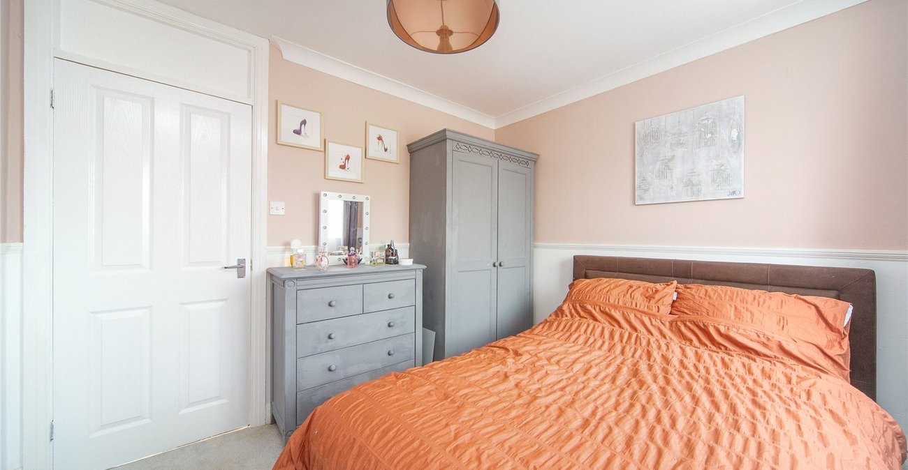 3 bedroom house for sale in Gravesend | Robinson Michael & Jackson