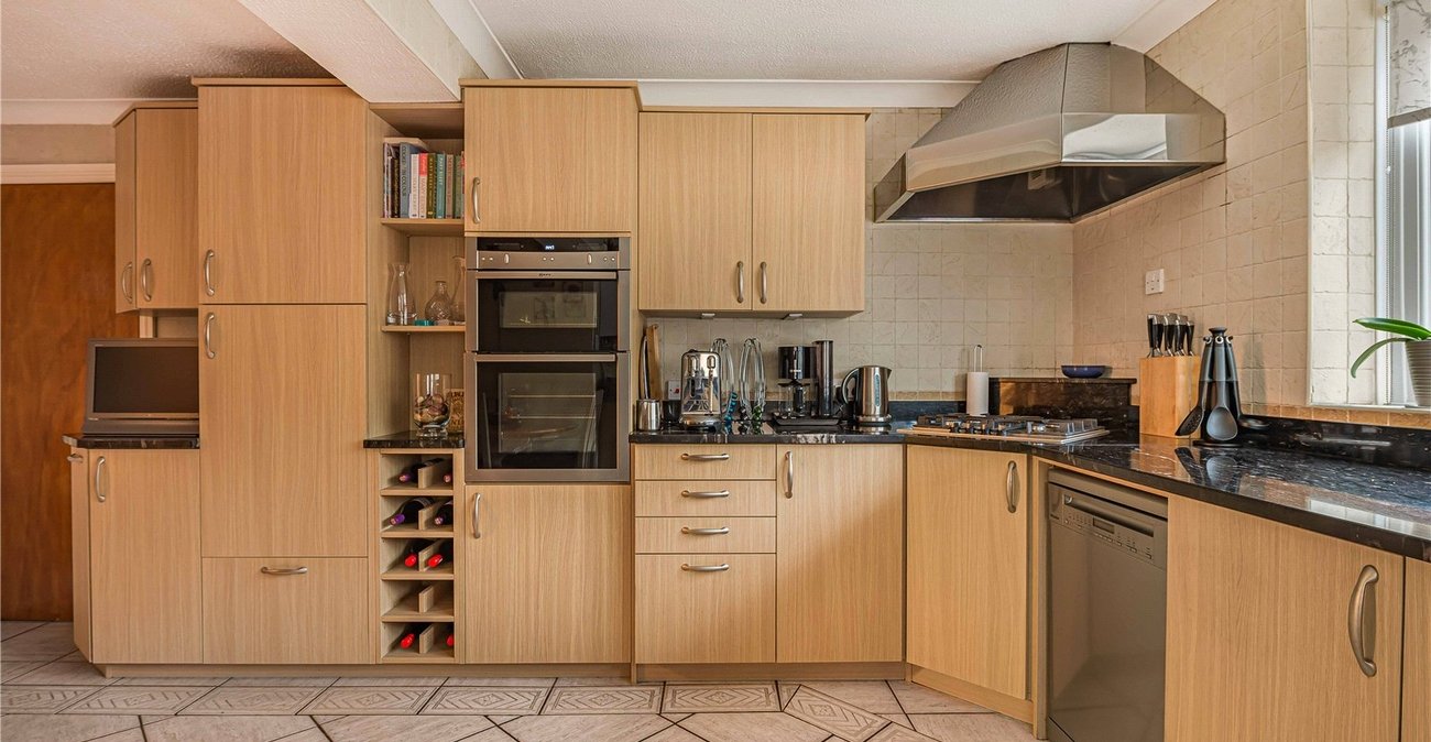 4 bedroom house for sale in Bexley | Robinson Jackson