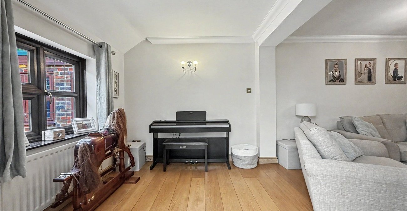 5 bedroom house for sale in Hempstead | Robinson Michael & Jackson