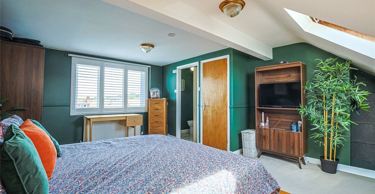 4 bedroom house for sale in Gravesend | Robinson Michael & Jackson
