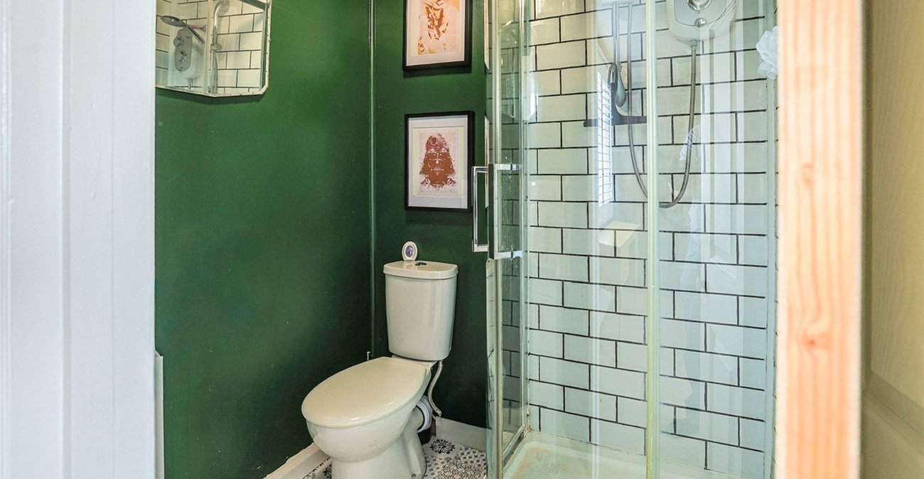 4 bedroom house for sale in Gravesend | Robinson Michael & Jackson