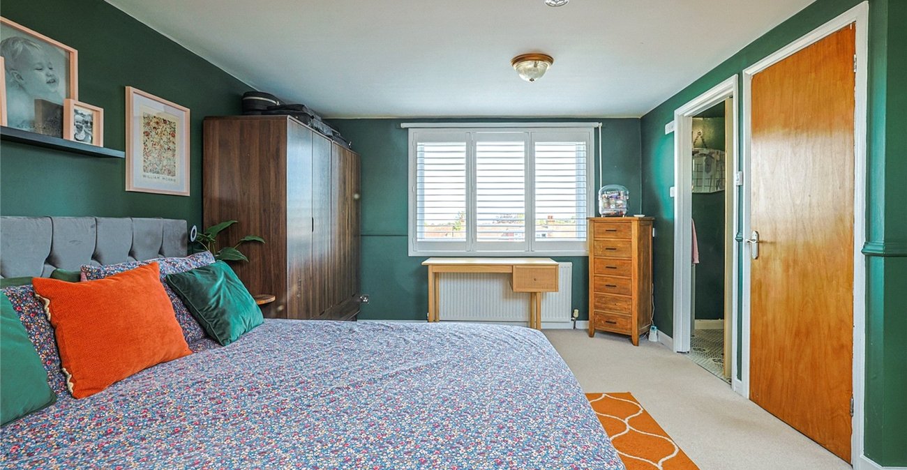 4 bedroom house for sale in Gravesend | Robinson Michael & Jackson