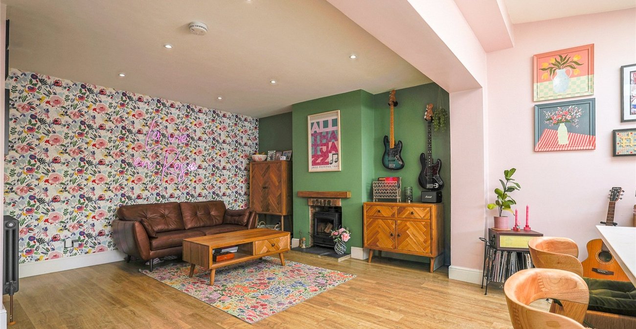 4 bedroom house for sale in Gravesend | Robinson Michael & Jackson