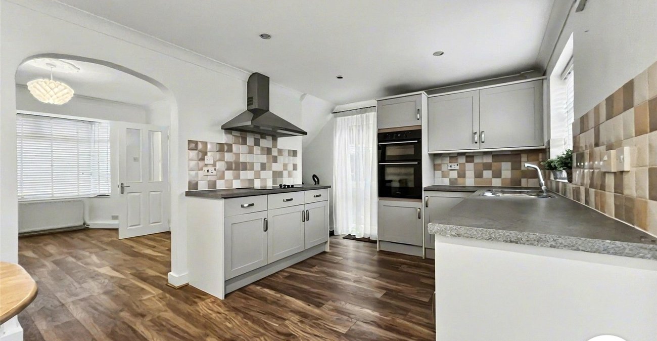 2 bedroom house for sale in Rochester | Robinson Michael & Jackson