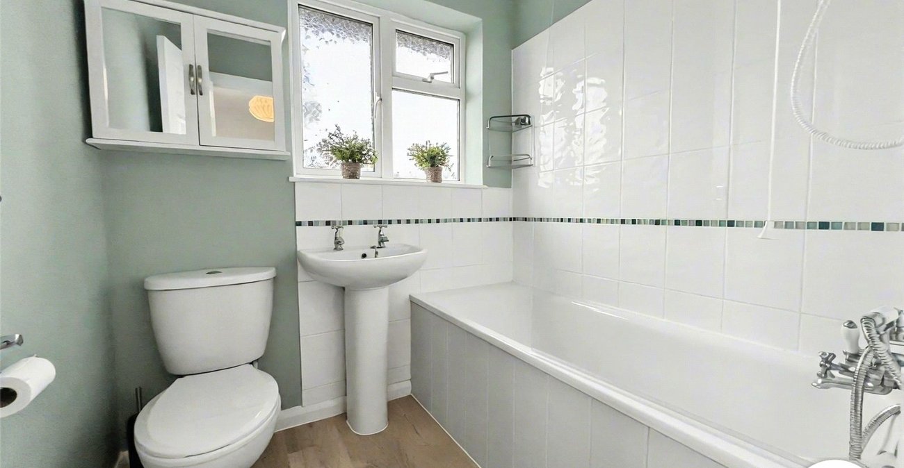 2 bedroom house for sale in Rochester | Robinson Michael & Jackson