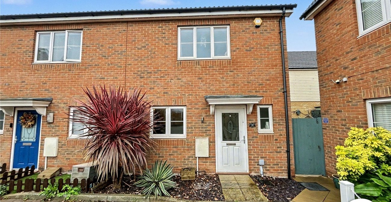 2 bedroom house for sale in Hoo | Robinson Michael & Jackson