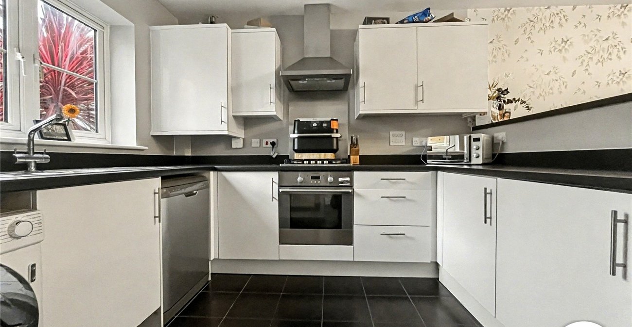 2 bedroom house for sale in Hoo | Robinson Michael & Jackson