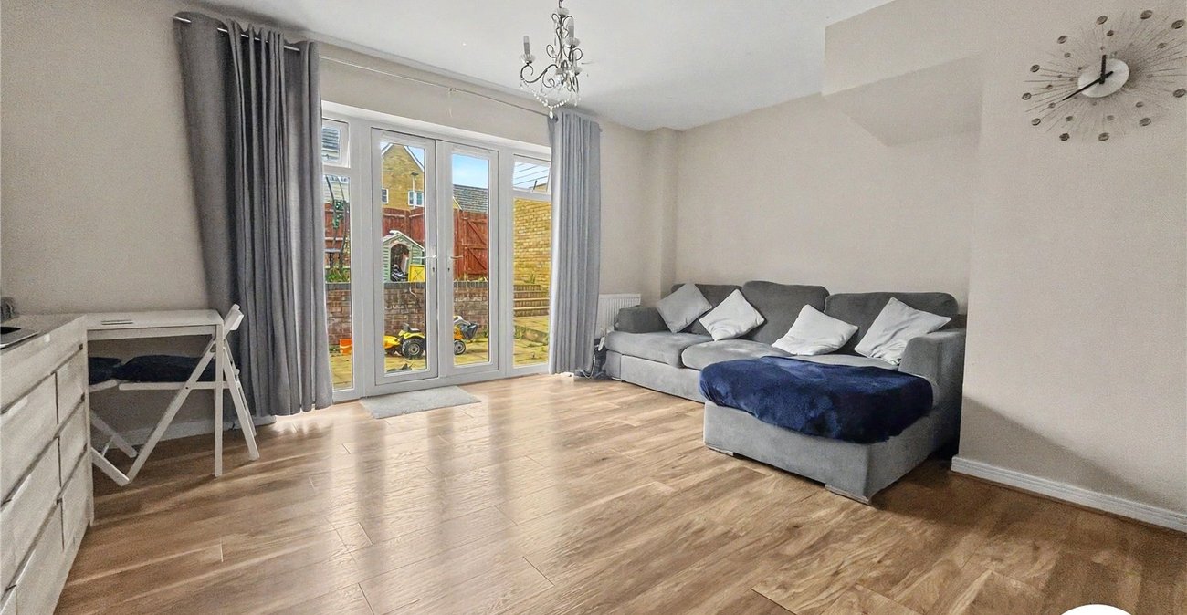 2 bedroom house for sale in Hoo | Robinson Michael & Jackson