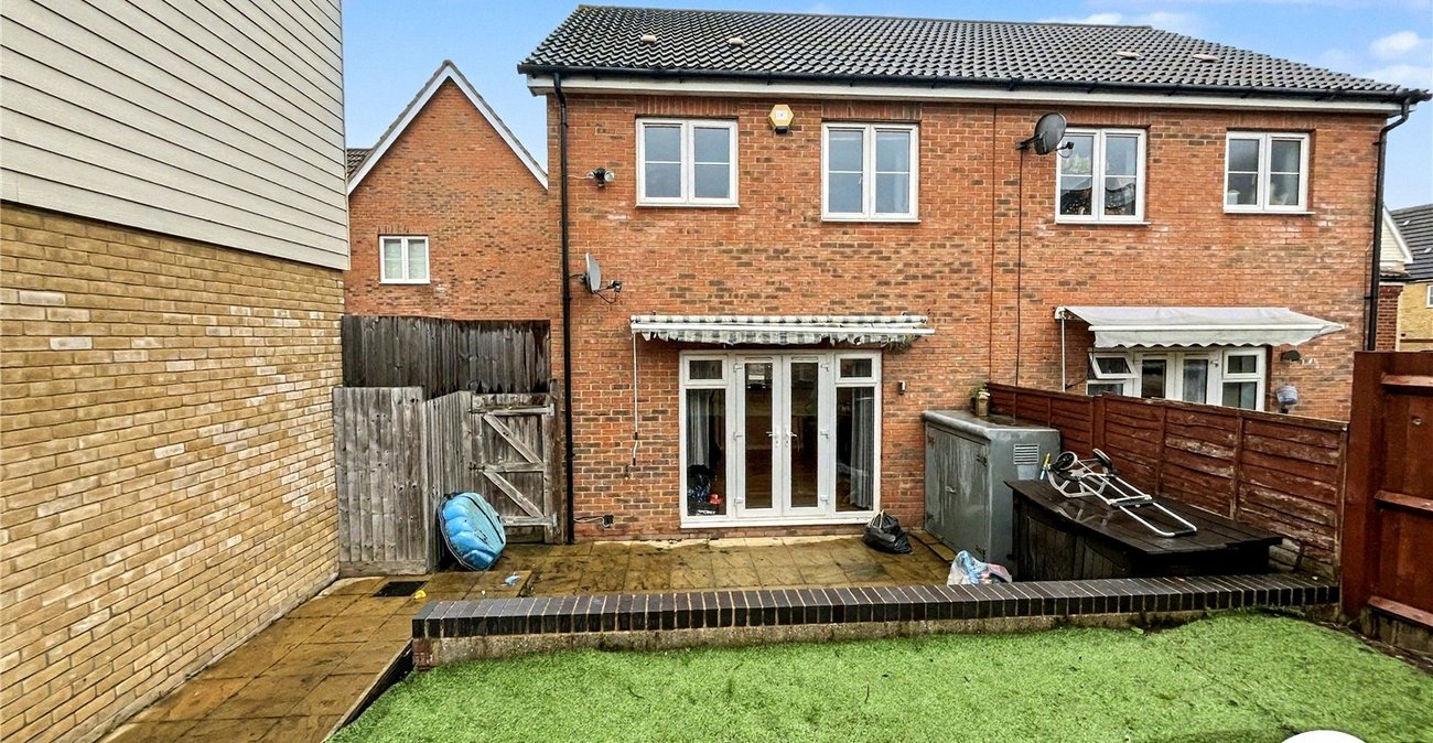 2 bedroom house for sale in Hoo | Robinson Michael & Jackson