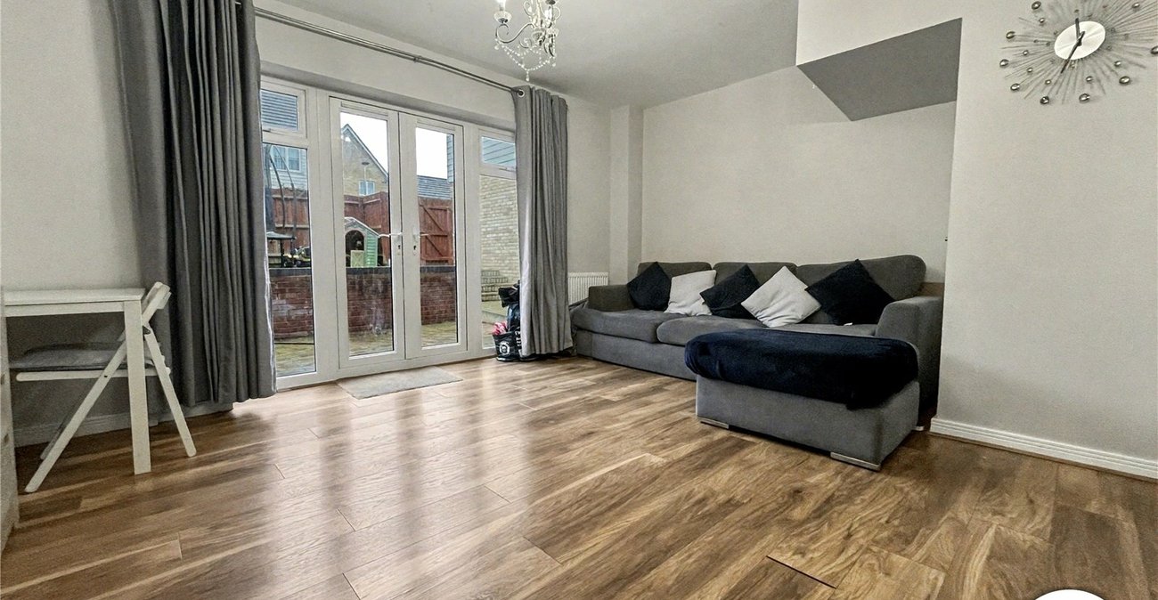 2 bedroom house for sale in Hoo | Robinson Michael & Jackson