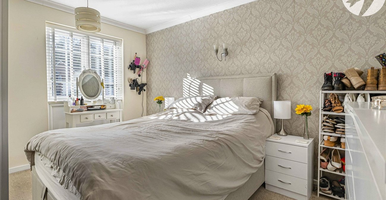 3 bedroom house for sale in Cuxton | Robinson Michael & Jackson