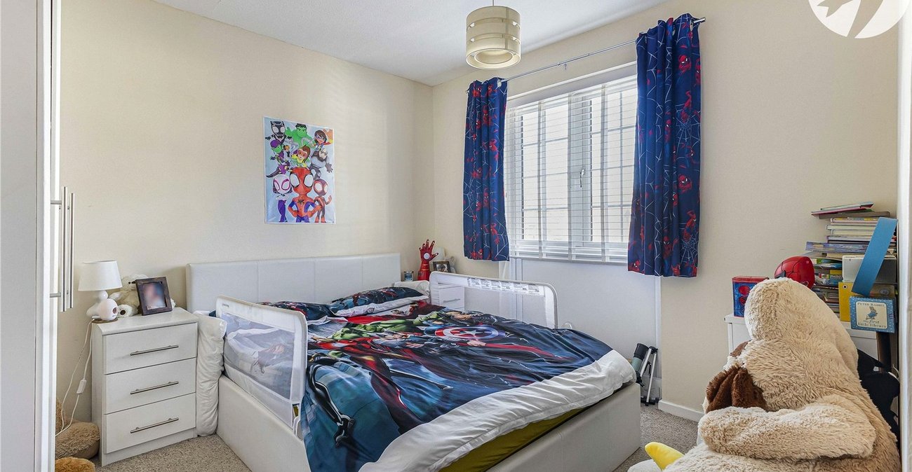 3 bedroom house for sale in Cuxton | Robinson Michael & Jackson