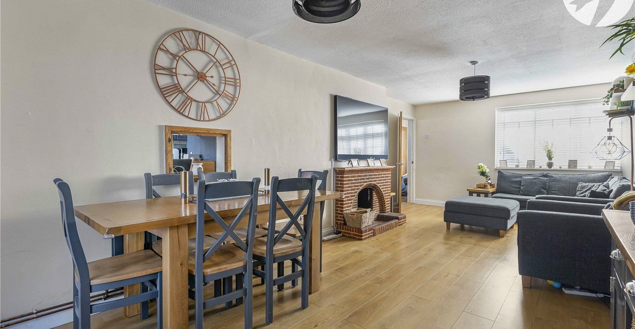 3 bedroom house for sale in Cuxton | Robinson Michael & Jackson