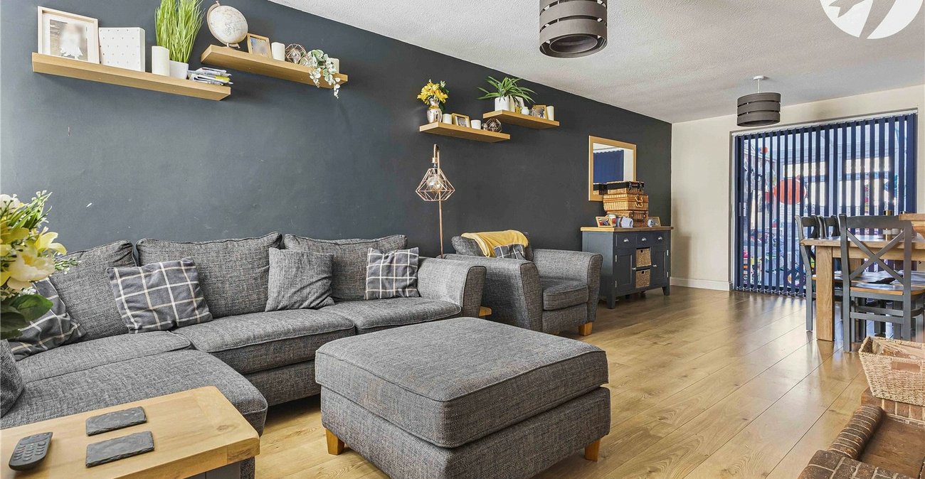 3 bedroom house for sale in Cuxton | Robinson Michael & Jackson