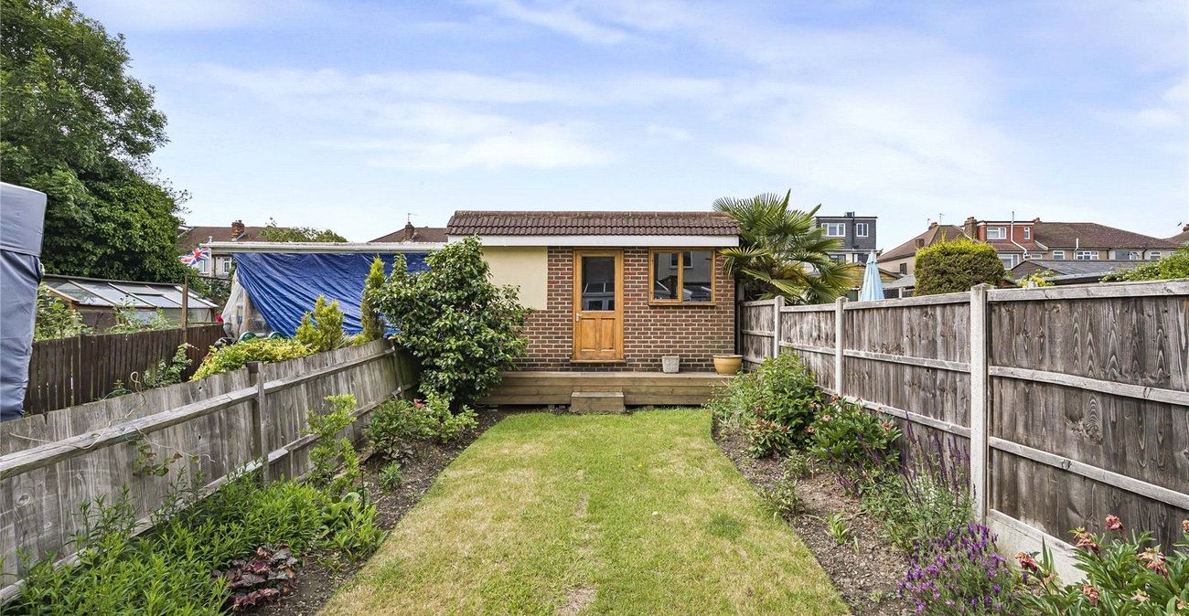 3 bedroom house for sale in South Welling | Robinson Jackson