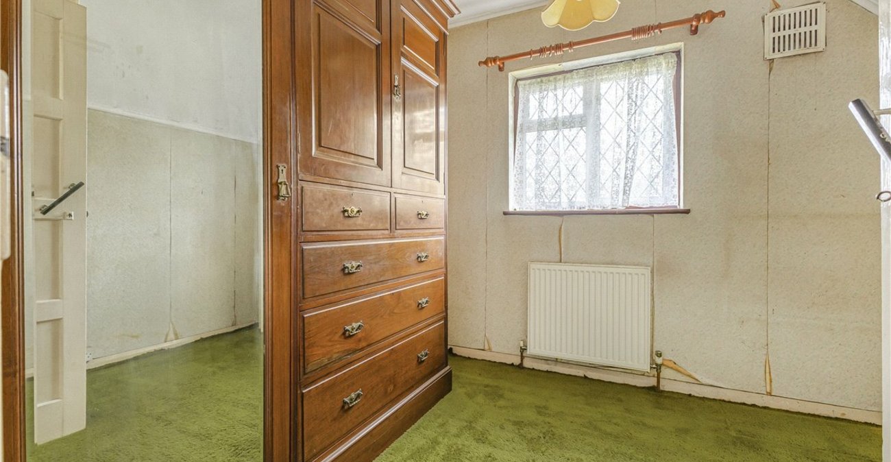 3 bedroom house for sale in Chelsfield | Robinson Jackson