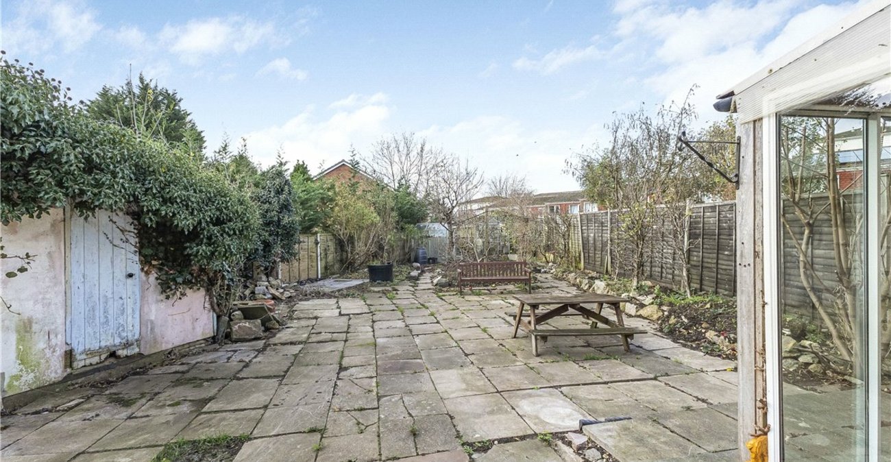 3 bedroom house for sale in Chelsfield | Robinson Jackson