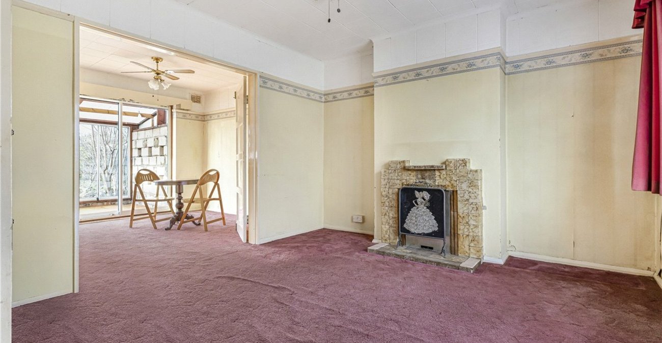 3 bedroom house for sale in Chelsfield | Robinson Jackson