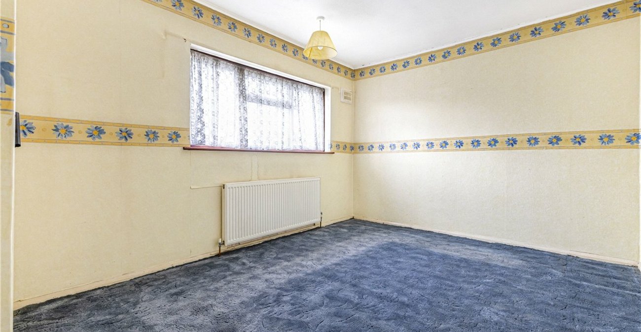 3 bedroom house for sale in Chelsfield | Robinson Jackson