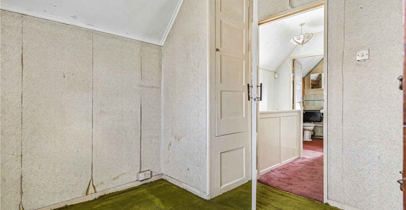 3 bedroom house for sale in Chelsfield | Robinson Jackson