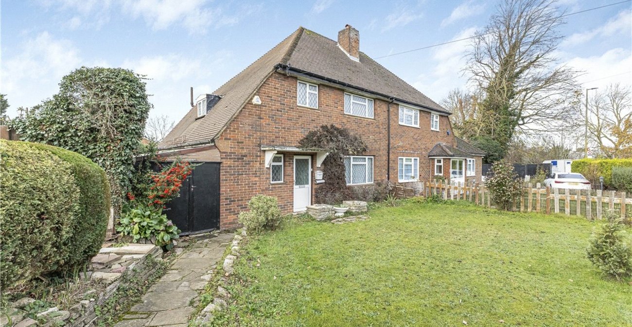 3 bedroom house for sale in Cheslfield | Robinson Jackson